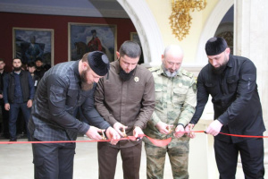 Торжественное открытие передвижной выставки «Ожившие Герои»