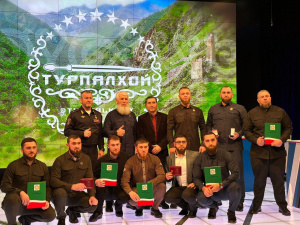 В студии ЧГТРК «Грозный» прошли съемки ток-шоу, посвященного 6-летию со дня образования Республиканского общественного движения «Турпалхой». ⠀